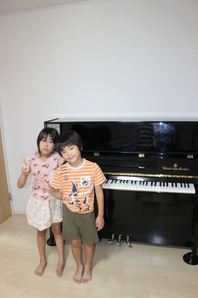 にこにこ納品 Forstei bon Melos – ピアノのVOITECH