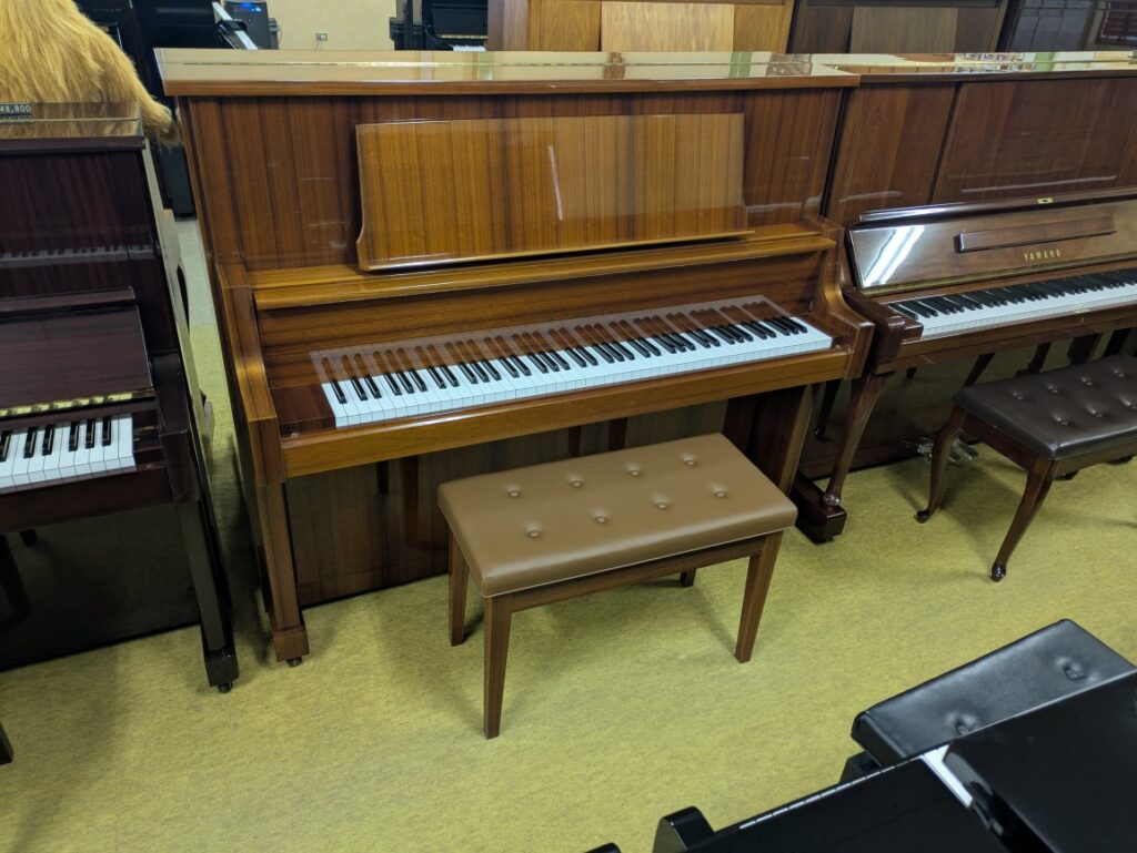 にこにこ納品 カワイ KL-702 – ピアノのVOITECH